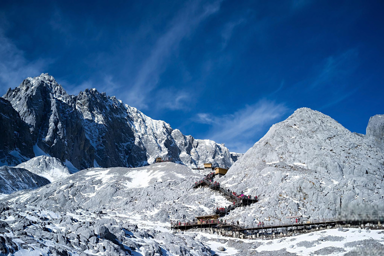 Lijiang: Tur till snöberget Jade Dragon och Blue Moon ValleyLijiang: Jade Dragon Snow Mountain och Blue Moon Valley Tour