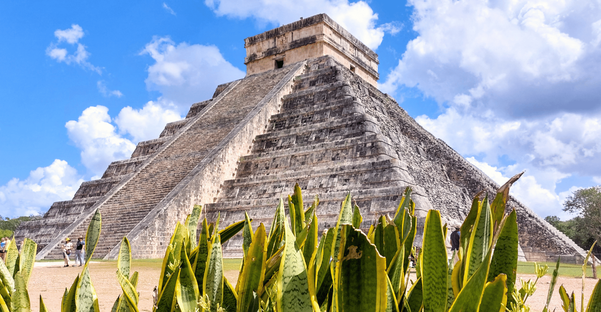 Cancun, Chichen Itza, Ik Kil Cenote, and Valladolid Day Trip - Housity