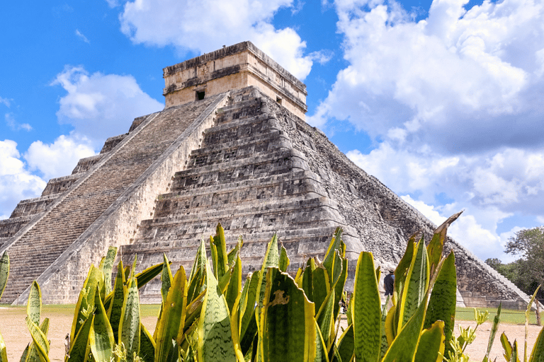 Cancún: Dagtocht Chichen Itza, Ik Kil Cenote en ValladolidTour met pick-up in de omgeving van Cancún