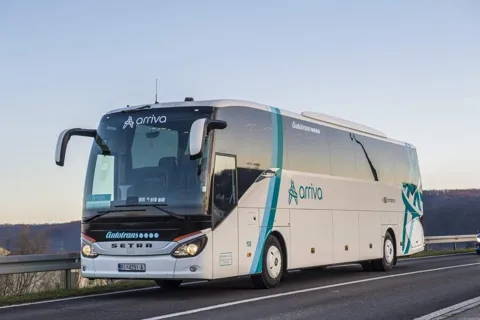 Nowoczesny transfer autobusowy między Dubrownikiem a Zadarem