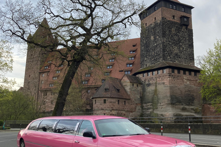 Nuremberg: City tour with stretch limousine Nuremberg: City tour in a stretch limousine