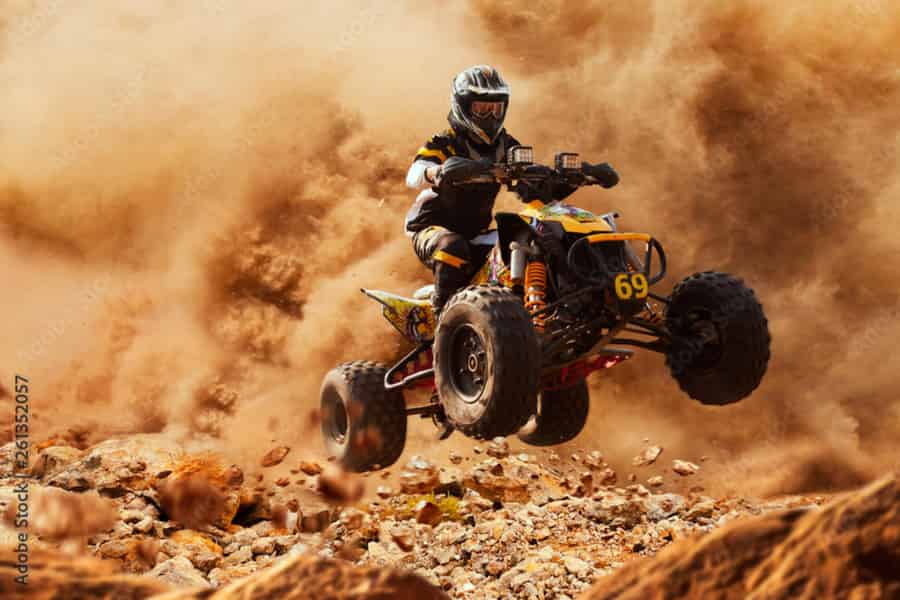 Marrakesch: Quad- und Kamelritt in der Agafay-Wüste mit Dinner-Show. Foto: GetYourGuide Marrakesch: Quad- und Kamelritt in der Agafay-Wüste mit Dinner-Show. Foto: GetYourGuide