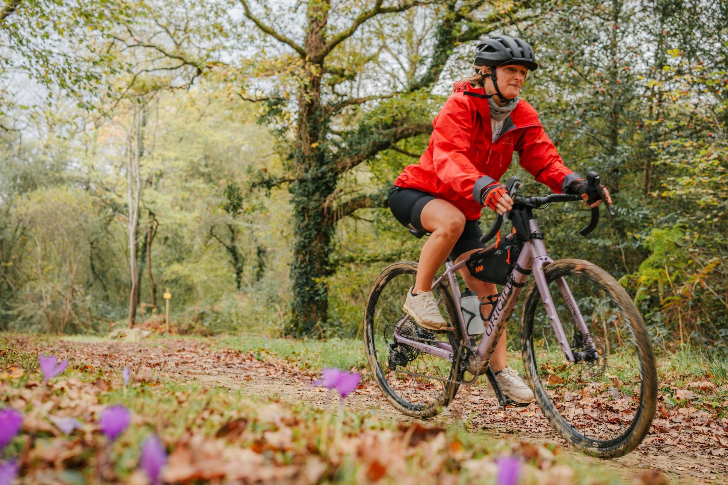 Anglet: Verleih von Muskel- oder E-Gravelbikes