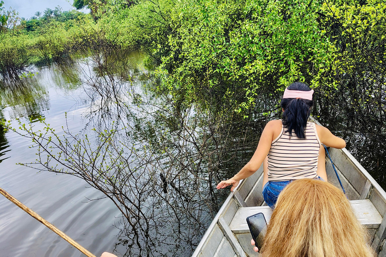 Manaus: Riverside Experience Tour, Fishing, Connection and Lunch Included.