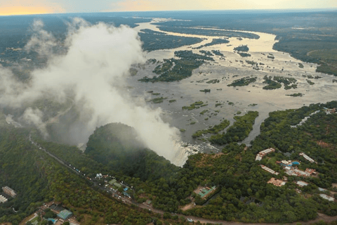 Victoria Watervallen: Helikoptervlucht (Luchtfoto van de watervallen)