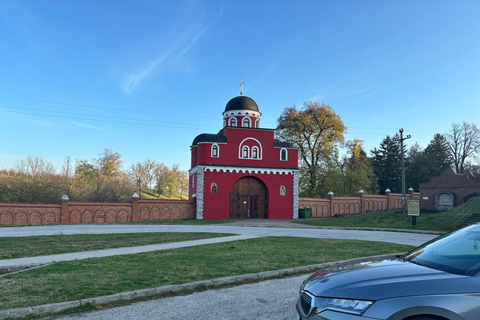 Belgrade: Fruška Gora Monasteries & Iriški Venac Day Tour