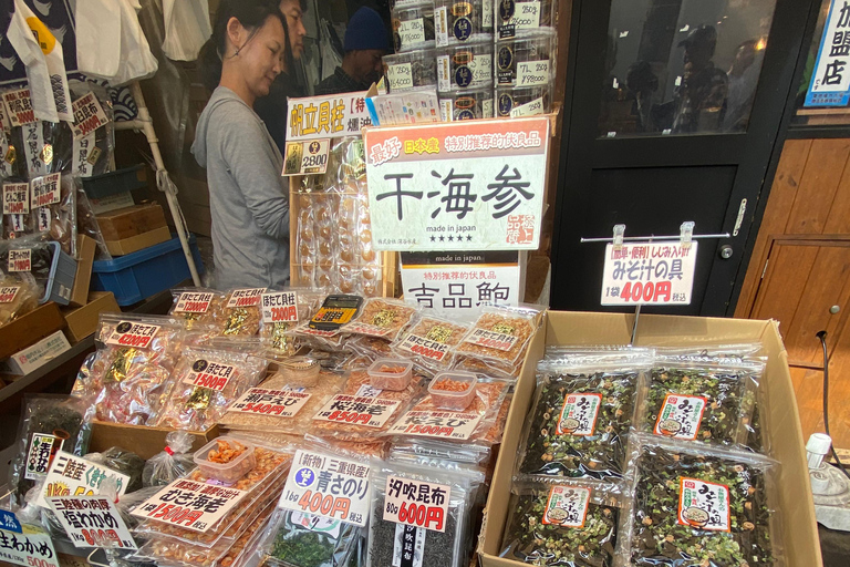 جولة سيرًا على الأقدام في سوق تسوكيجي للأسماك القديم