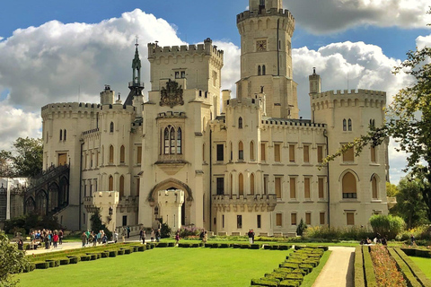 Private sightseeing transfer Prague - Salzburg