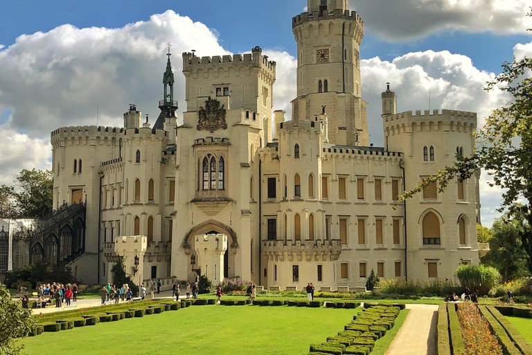 Private sightseeing transfer Prague - Salzburg