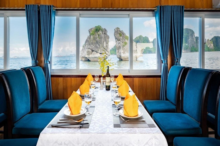 Halong Bay Ganztagestour 6 Stunden Kreuzfahrt Mittagessen, KajakfahrenHalong Bay Ganztagestour Kleine Gruppe mit Mittagessen, Kajakfahren