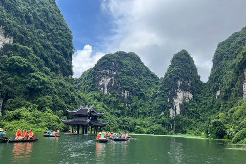 Z Hanoi: Hoa Lu, Trang An i jaskinia Mua przez cały dzień