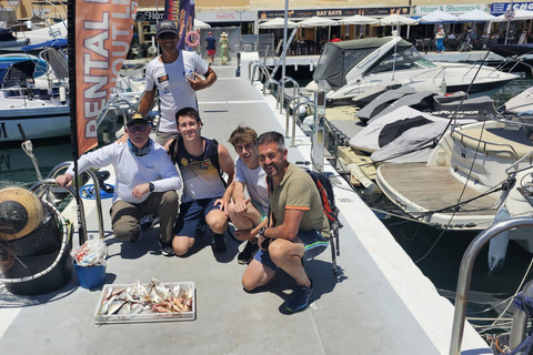 Fuengirola: Salida de Pesca con Bebidas y Material