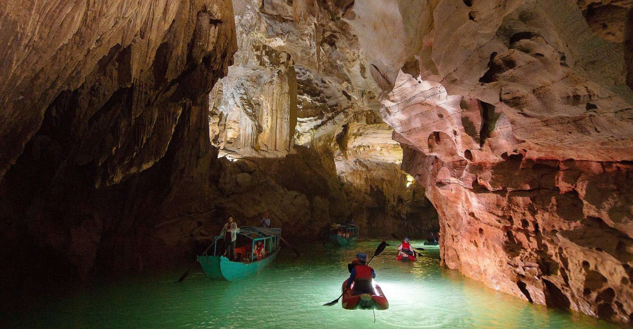 From Dong Hoi, Paradise Cave and Phong Nha Cave Tour & Lunch - Housity