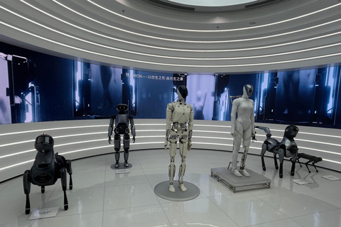 Guangzhou: XPENG Motors and EV Industry Tour Pick-up, XPENG Factory & Global Headquarters Visit