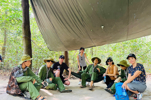 Cu Chi-tunnlarna, Cao Dai-templet/Ba Den-berget Dagsutflykt