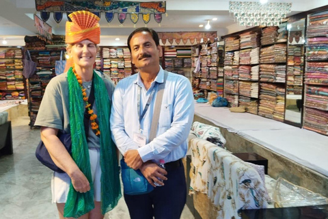 From Jaipur: 4-Hour Shopping Tour in Local Bapu Bazars