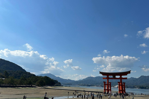 Depuis Osaka ou Kyoto : Excursion d&#039;une journée à Hiroshima et Miyajima