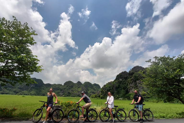 Ninh Binh 2 Dagen 1 Nachten Kleine Groep Van 9 Tour Vanuit Hanoi