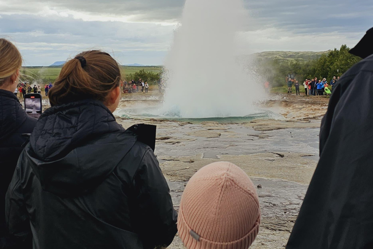 Golden Circle and South Coast Tour with 7+ Great Attractions
