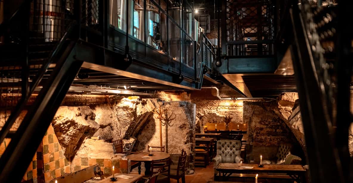 Afbeelding 6 van Delft: Craft Beer Proeverij in Middeleeuwse Brouwerij met Snacks