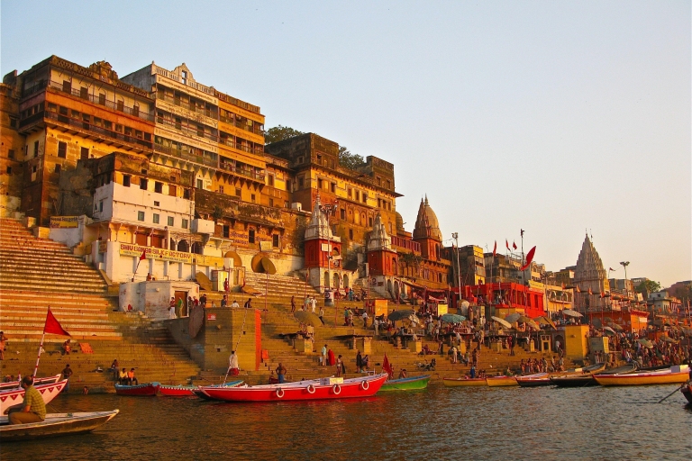 Varanasi:- Visita corta a Varanasi por la mañana con paseo en barcoProfessional Tour Guide Only