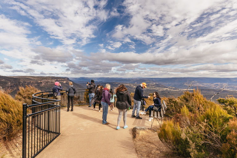 From Sydney: Blue Mountains, Scenic World All Inclusive Tour Pick-up 132 Castlereagh St, Sydney - 6:55 AM