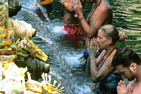 Tirta Empul : Balinese Home & Sacred Melukat Purification
