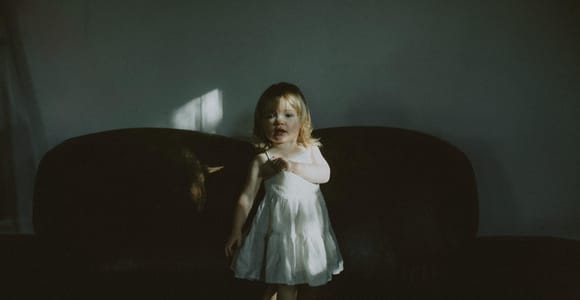 Budapest: Family Photo Session at Your Accommodation
