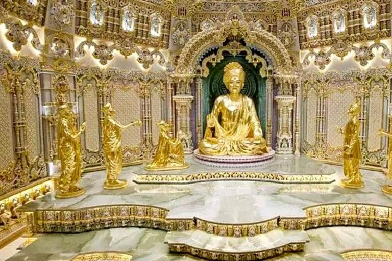 Nuova Delhi: tour serale privato del tempio di Akshardham con spettacolo di luciTour di Nuova Delhi con spettacolo di luci ad Akshardham