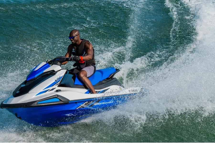 Sidari: Yamaha Jet Ski Verleih mit Sicherheitseinweisung. Foto: GetYourGuide Sidari: Yamaha Jet Ski Verleih mit Sicherheitseinweisung. Foto: GetYourGuide