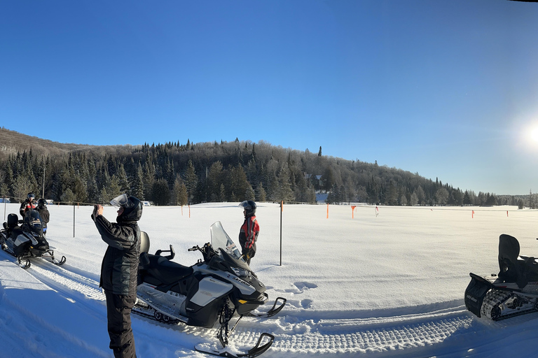 Mont-Tremblant Area: Guided Snowmobile Tour Solo Snowmobile Adventure 1.5 to 2 h (one-seater snowmobile)
