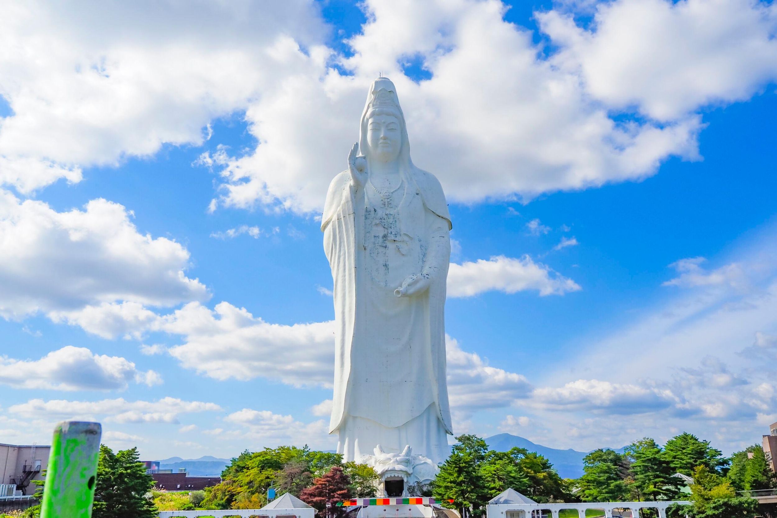 Sendai: Halbtagestour – Kitayama Gozan & Daikannon-Statue