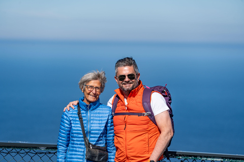 Honningsvåg: North Cape Guided Tour with Entry Ticket Honningsvåg: North Cape Guided Tour with Entry Ticket German