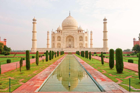 From Delhi: Taj Mahal & Agra Trip by Gatimaan Express Train All Inclusive Chair Car Train, Car, Guide, Ticket, Lunch