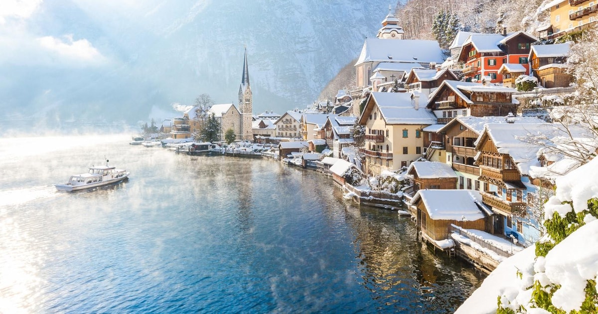 Hallstatt In December From Vienna: Christmas Markets Day Trip to Hallstatt 2025 | GetYourGuide