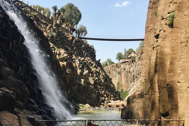From CDMX: Experience the magic of mining towns and basaltic prisms Experience the magic of the mining towns and basaltic prisms from CDMX.