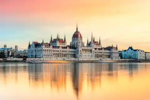 Vienna - Athens: 21-Day Tour of Central Europe and Balkans