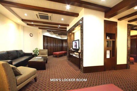 Jakarta: Sunrise Golf Experience at Pondok Indah w/ Transfer Morning Golf Experience with Hotel Pickup & Massage