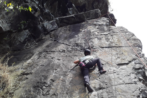 Escalada em rocha, Dapa é um lugar legal perto de CaliEscalada em um lugar legal perto de Cali