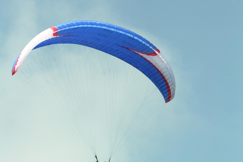 Parapente en el País VascoParapente