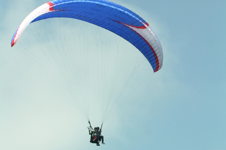 Parapendio nella regione bascaParapendio