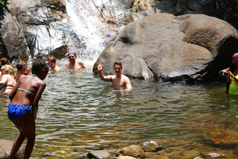 Khao Lak : Rafting, bain d&#039;éléphant et visite du centre des tortues de merVisite privée