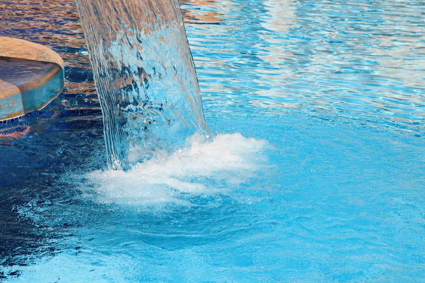 Sofia: Belchin Spa and Tsari Mali Grad Fortress Private Trip