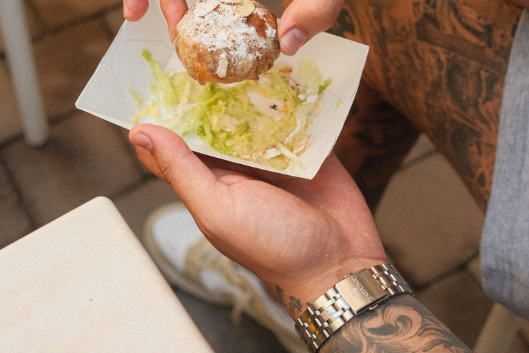 Gibraltar: Old Town Food Tour with Local Guide