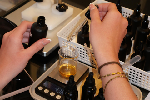 Phuket: Custom Perfume-Making Workshop Experience Shared Class: Perfume 10 mL.