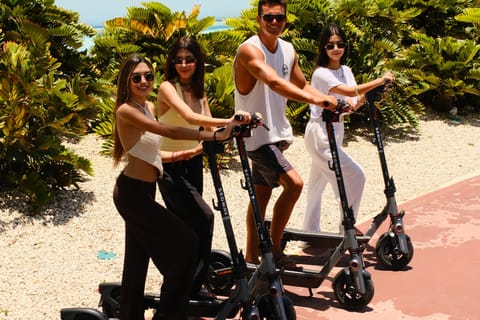 Cancun E-Scooter Tour: Hotel Zone, Ocean Views & Hidden Gems
