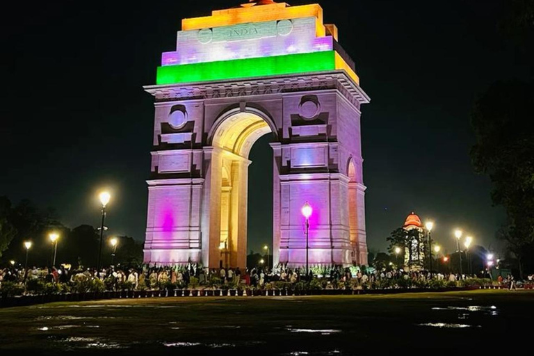 Delhi: Private Evening Tour Of Iconic Sights & Lights Delhi: Evening Tour With Car+Guide+Tickets+Dinner