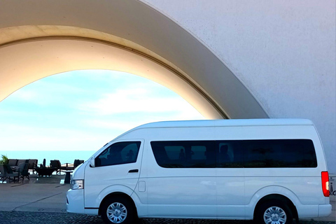 Los Cabos Airport: Group Transportation to La Paz Los Cabos Airport: Group Transportation to Todos Santos