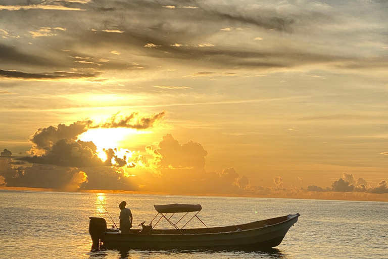Soufriere: Private Sonnenuntergangs-Kreuzfahrt mit Getränken
