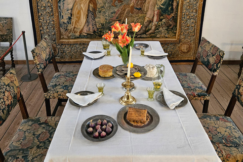 Easy Pace Tour of Kronbog Castle & Frederiksborg Palace W